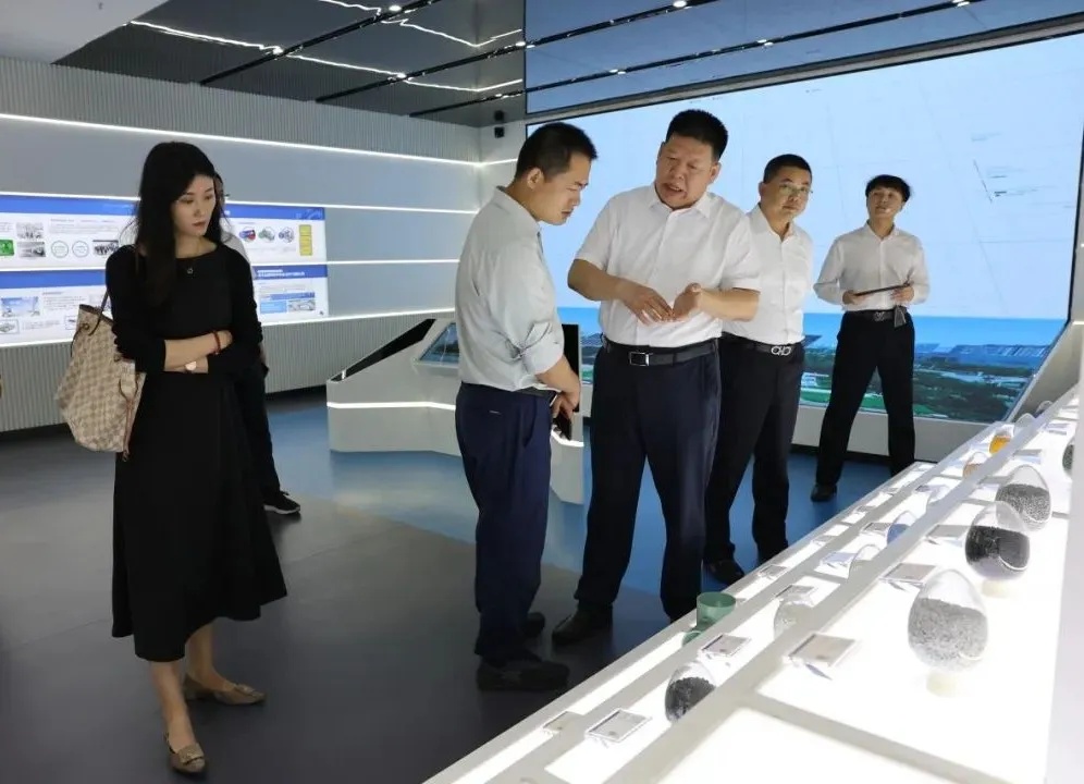 1754356521151514.jpg 1754356521151514.jpg